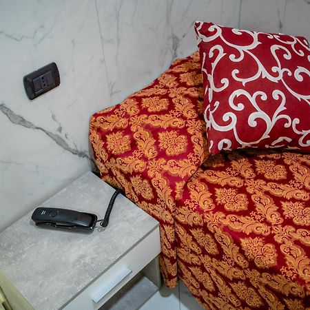 Affittacamere Tiche Roma Dış mekan fotoğraf